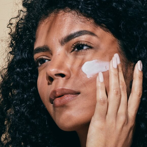 eight saints skincare Soulmate Brightening Treatment - Picture 3 of 10